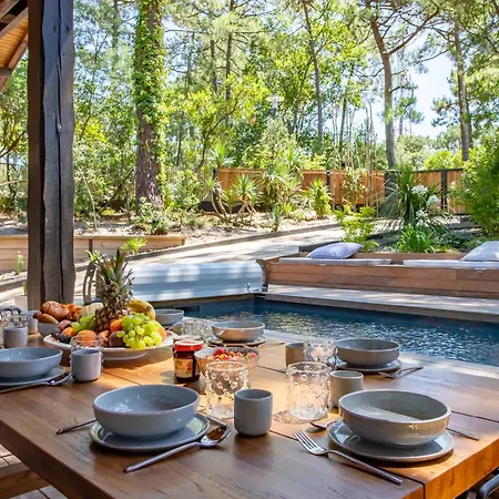 Les Pins Agalis With Swimming Pool Βίλα